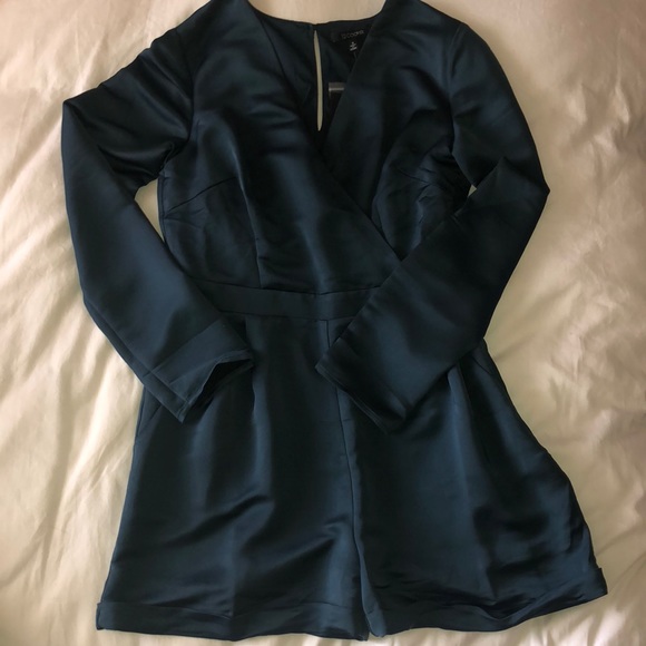 Green 19 Cooper Satin Romper - Picture 7 of 7